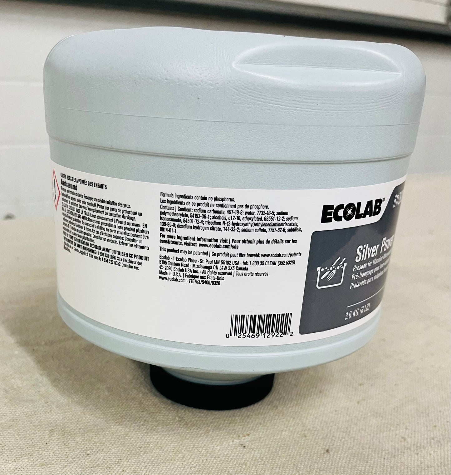 Ecolab Silver Power Presoak for Machine Warewashing – 8 lb Solid Block Cartridge (2 per case - 6112922)