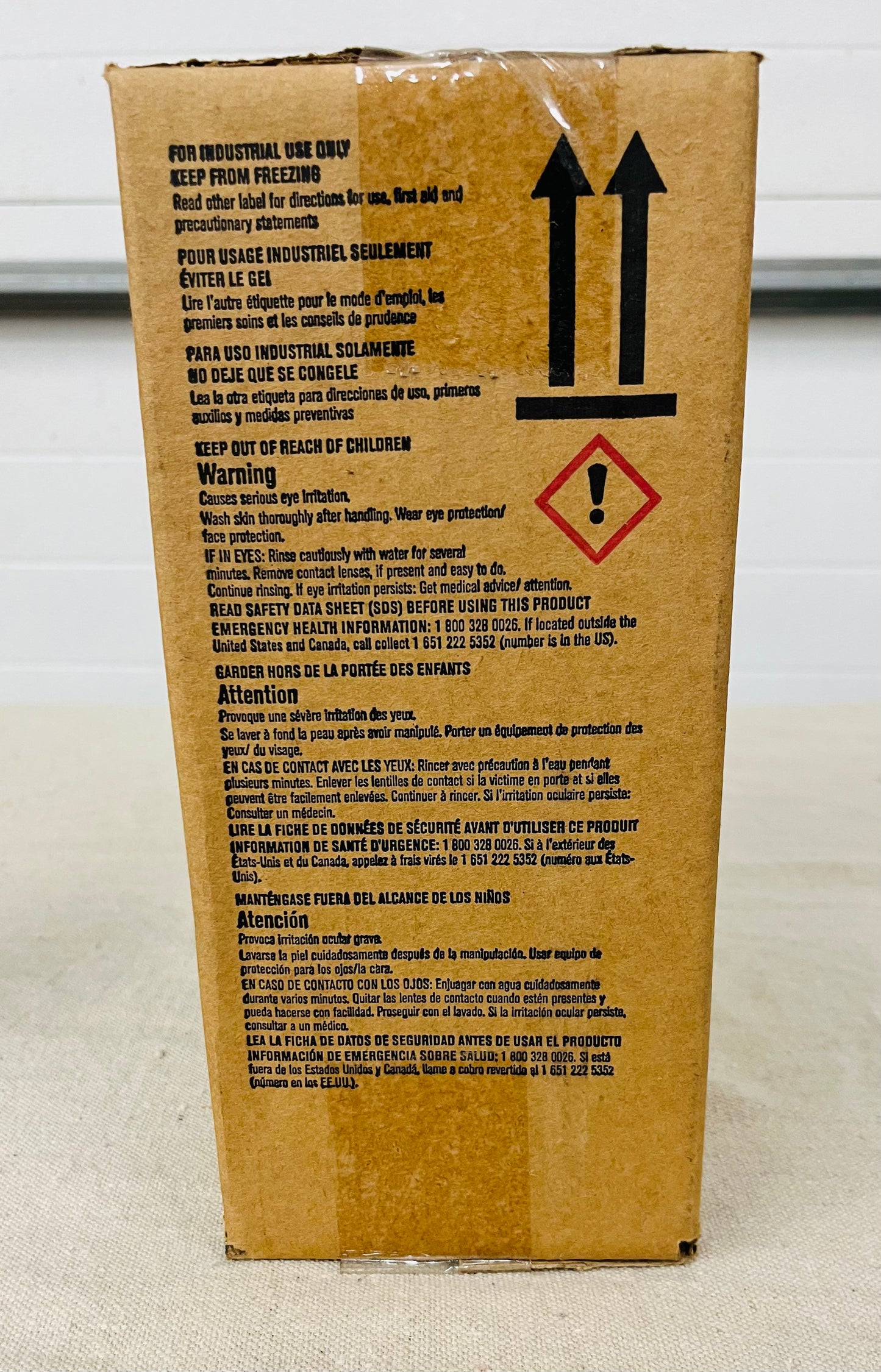 Ecolab Revitalize Miracle Spotter – Carpet & Upholstery Stain Remover, 22 oz (6101125) – Case of 4